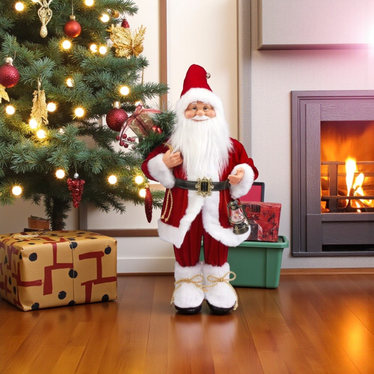 Standing Christmas Santa With Lantern