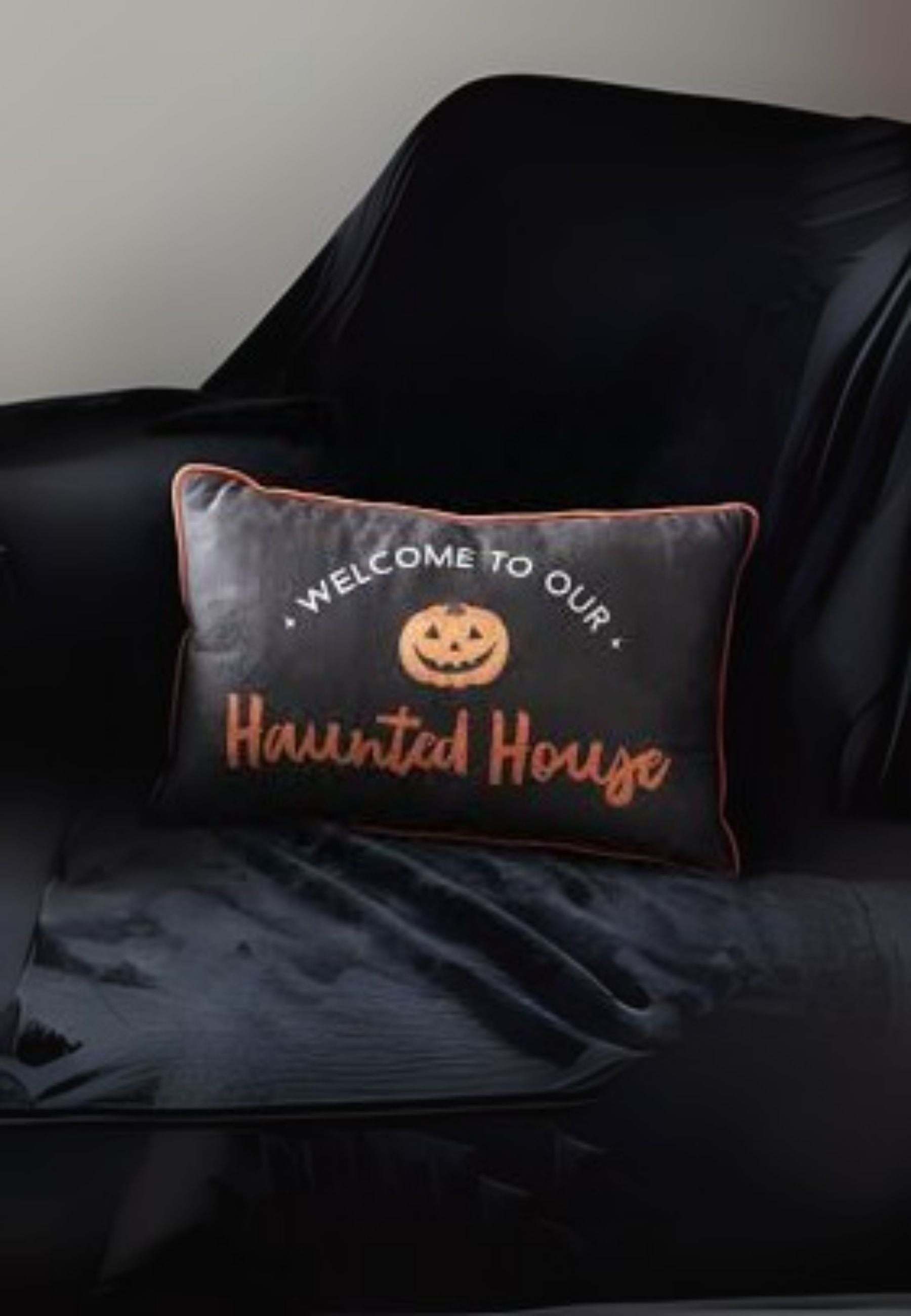 Welcome Haunted House Pumpkin Cushion
