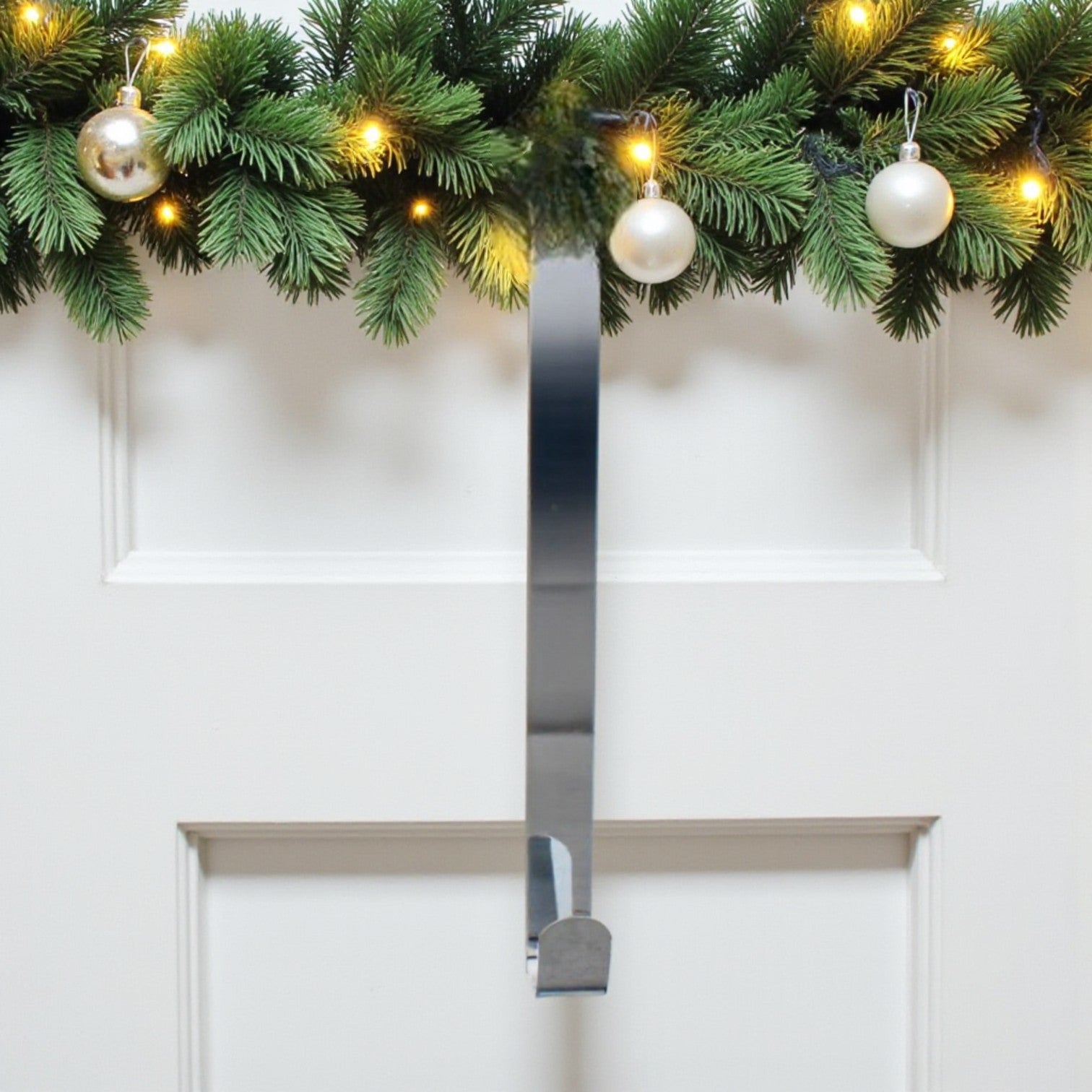 Silver Metal Sturdy Wreath Hanger