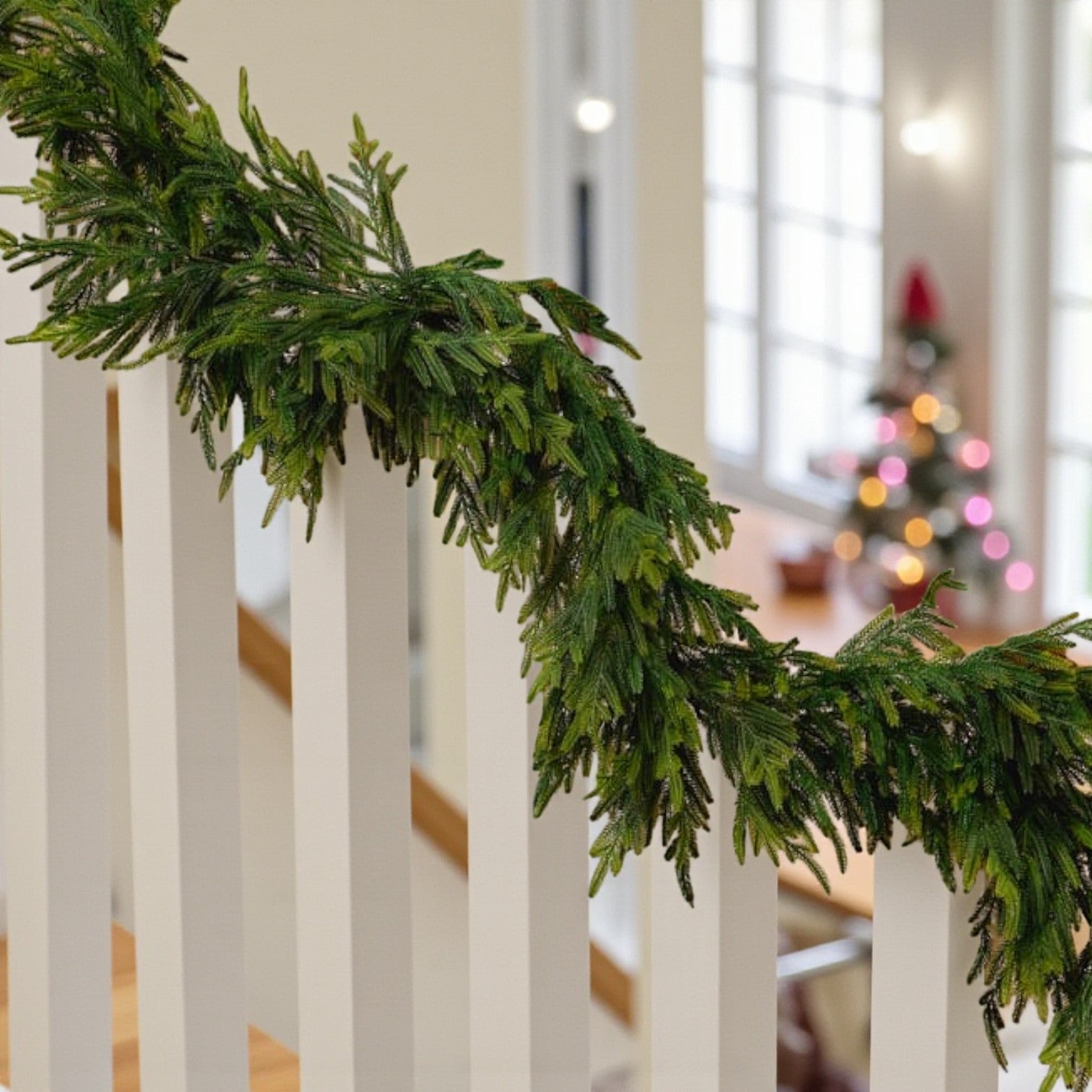 6ft Traditional Pine Effect Christmas Garland