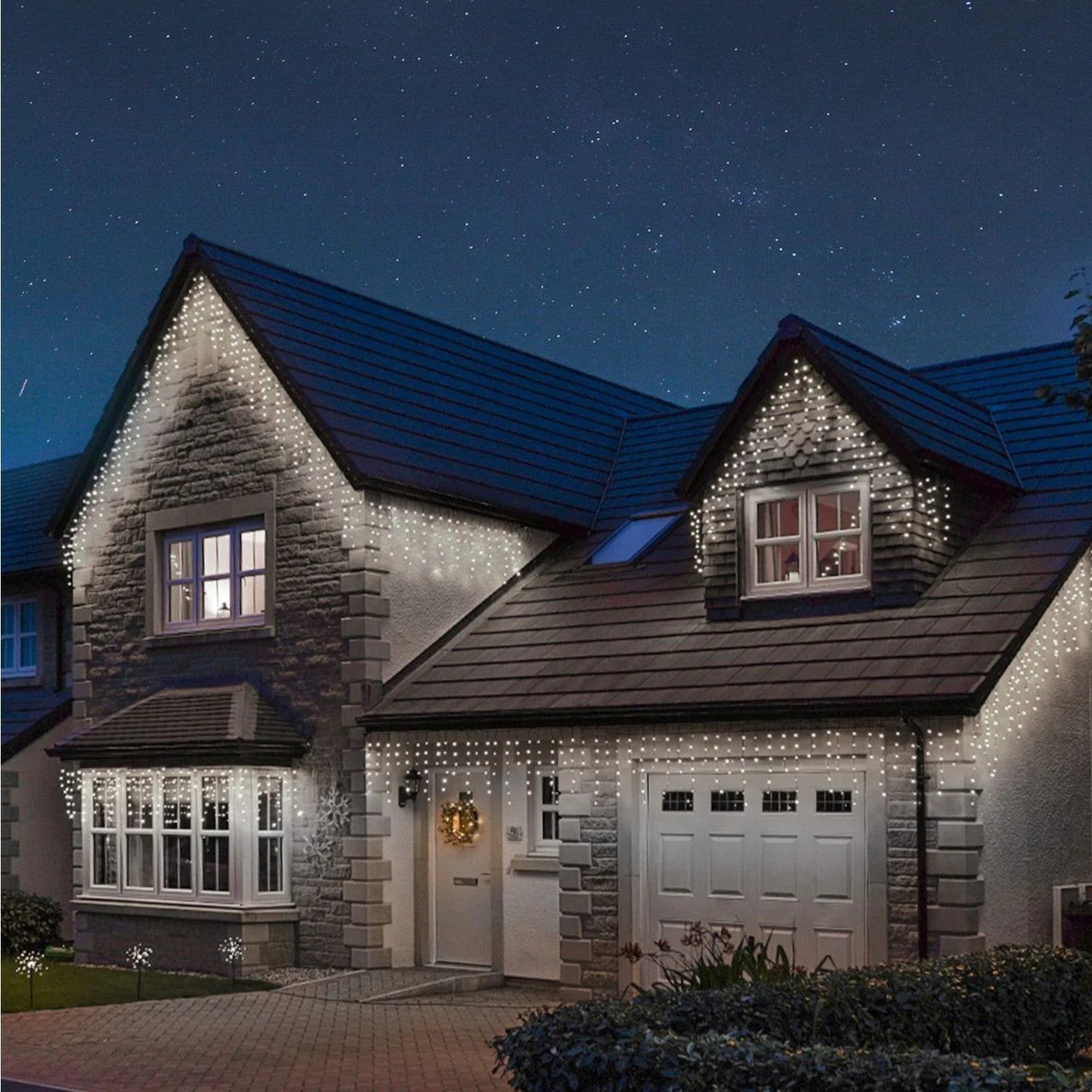 600 LED Festive Gutter Icicle Lights