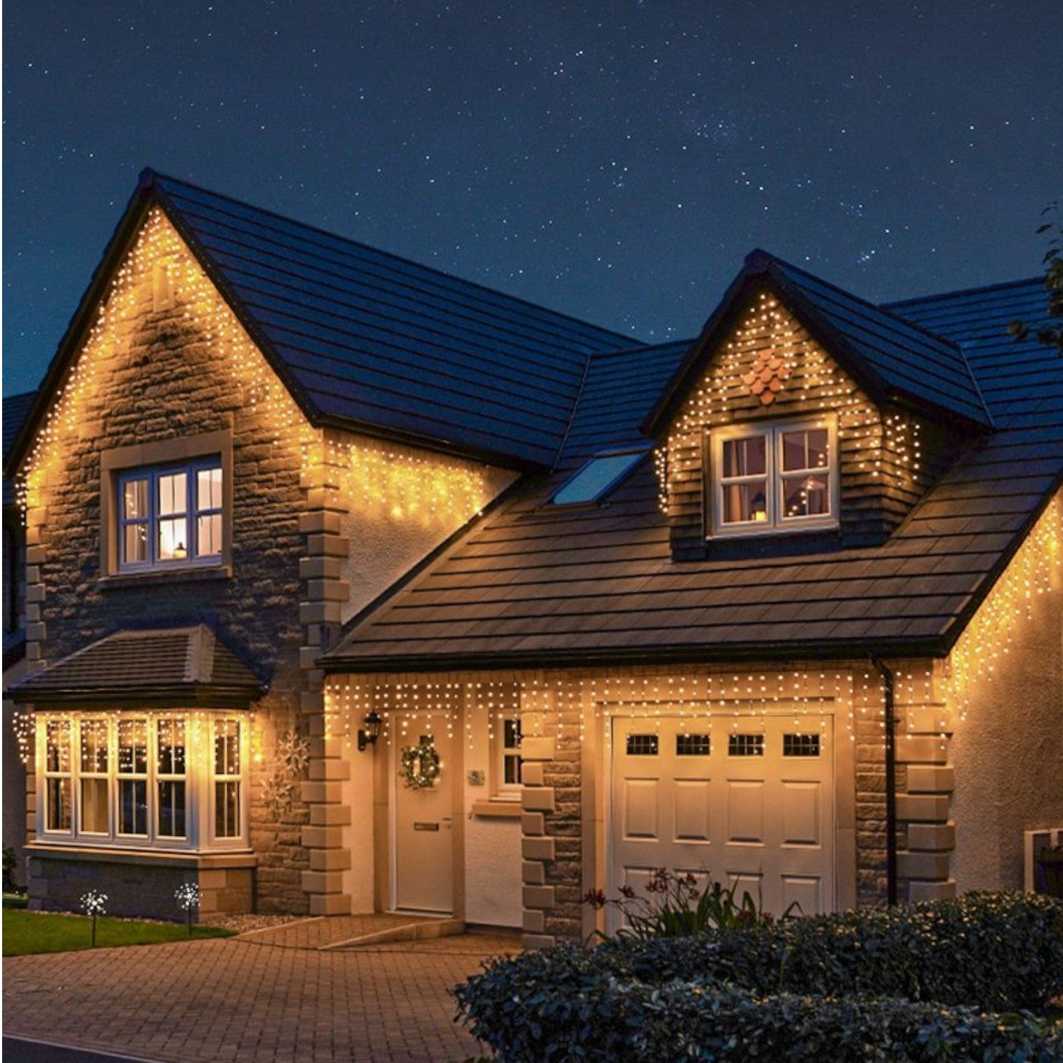 600 LED Festive Gutter Icicle Lights