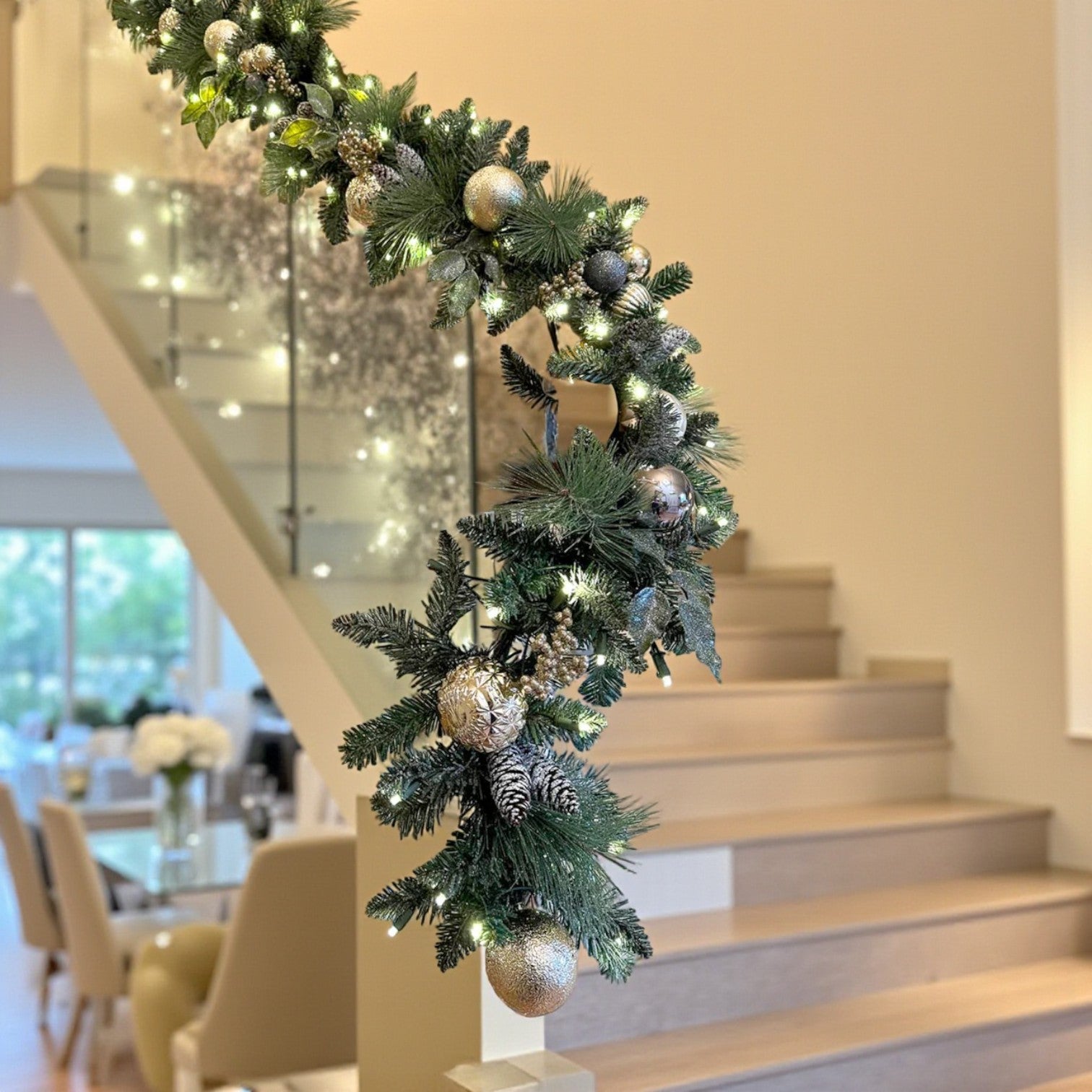 9ft Pre-Lit Champagne Twinkling Garland
