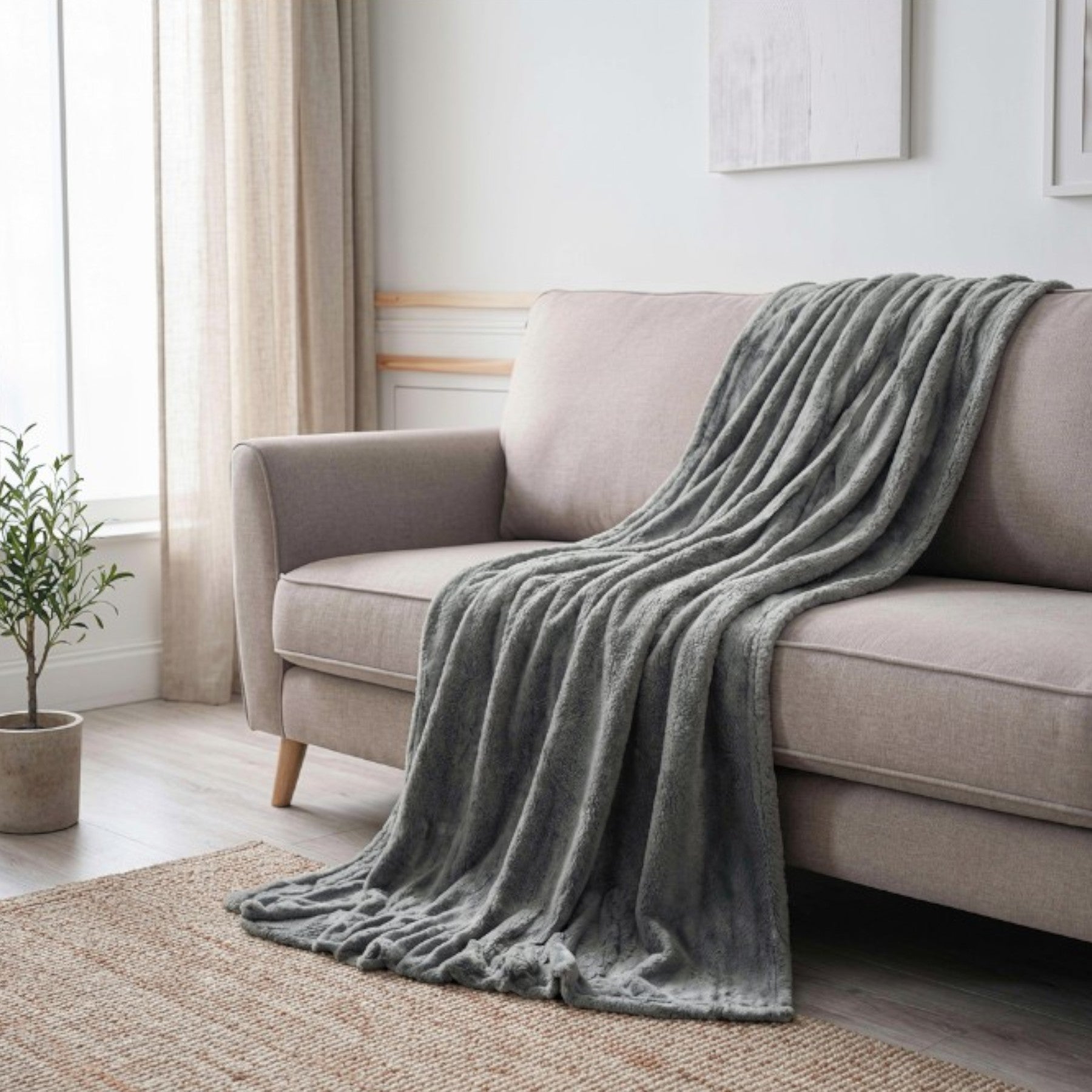 Maison Ultra Soft Grey Throw