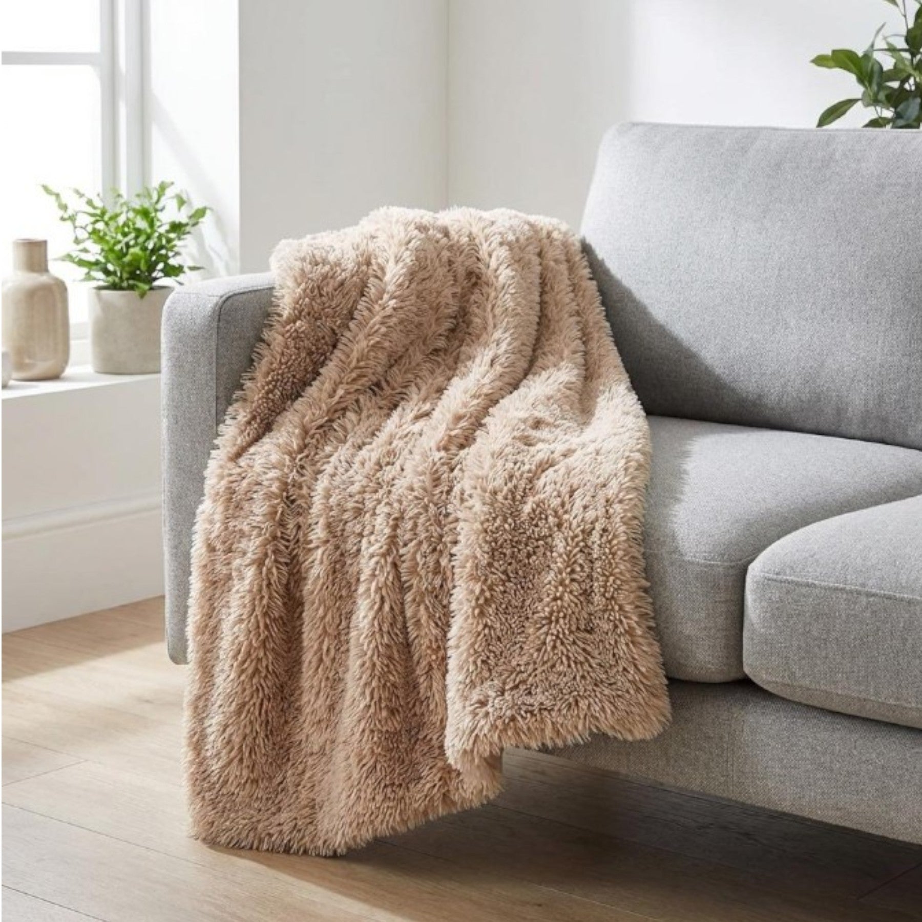 Montara Plush Faux Fur Throw