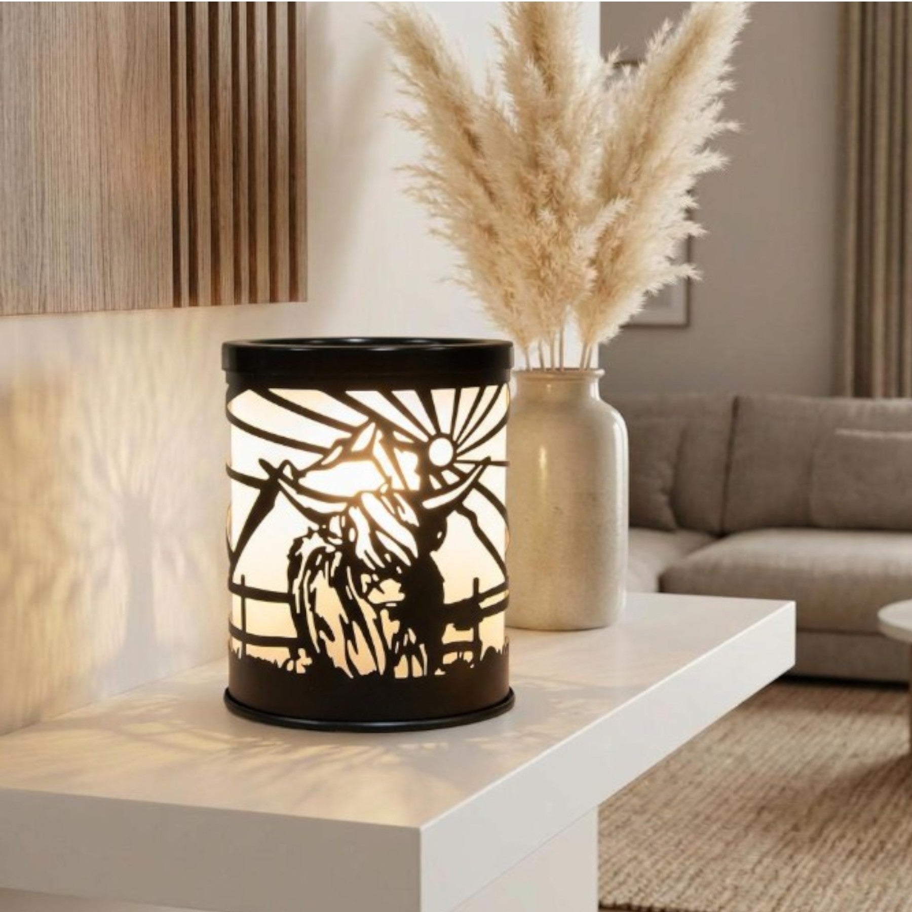 Highland Cow Illuminated Aroma Burner