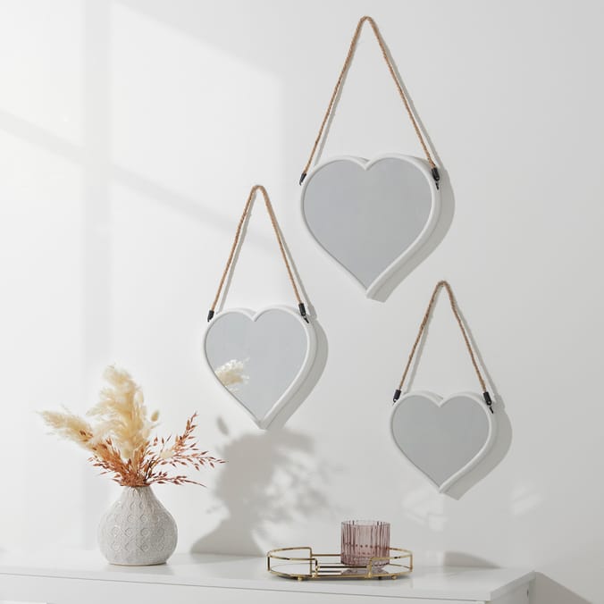 Set Of 3 White Heart Shaped Mirrors