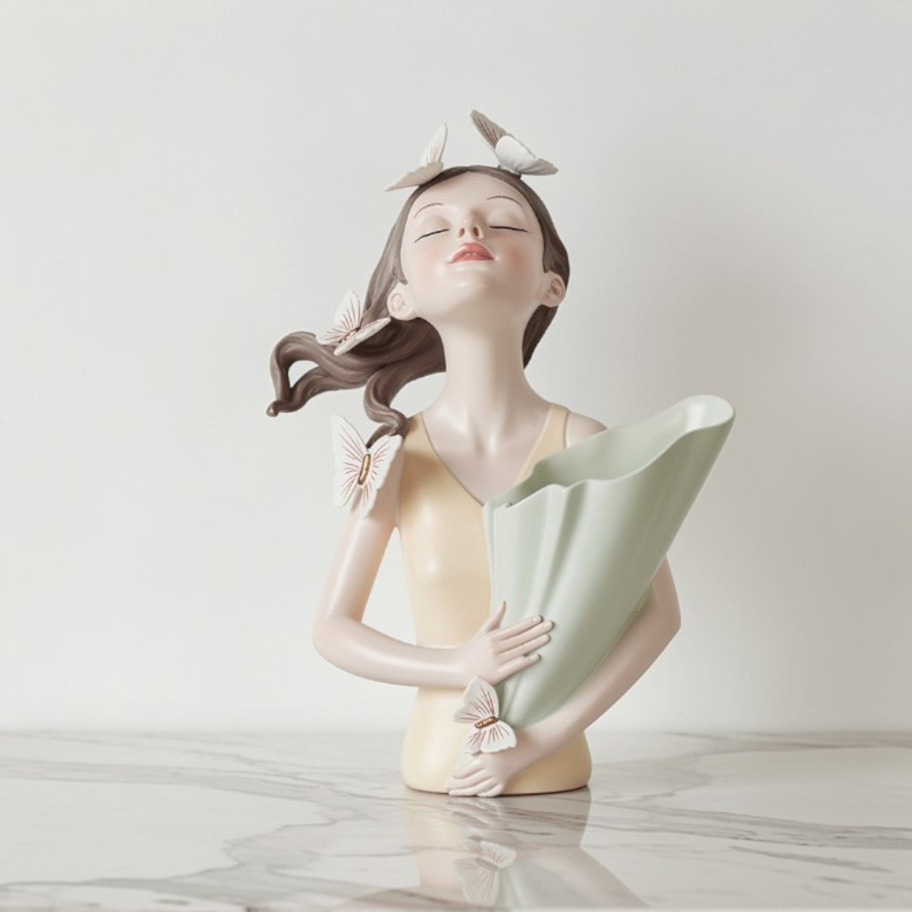 Maison Papillon Peach Vase