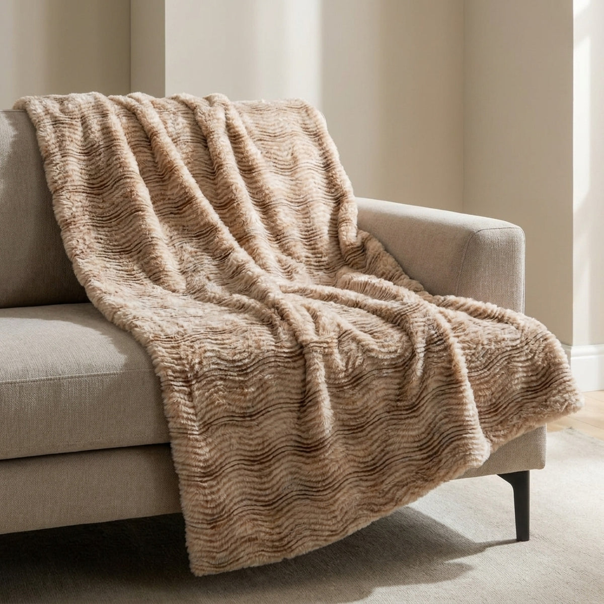 Mallory Soft Cosy Classic Stripe Throw