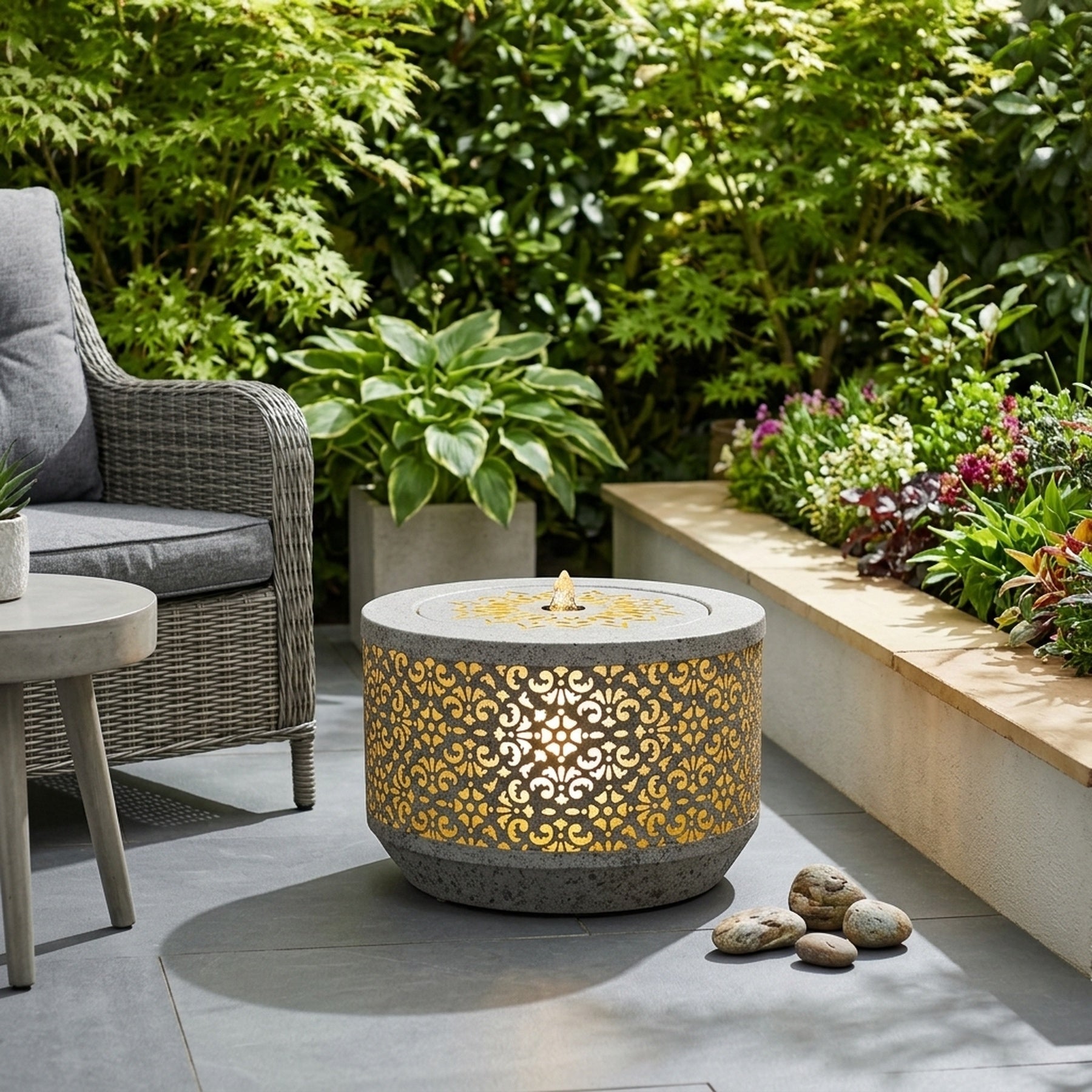 Sandstone Patterned Round Water Feature