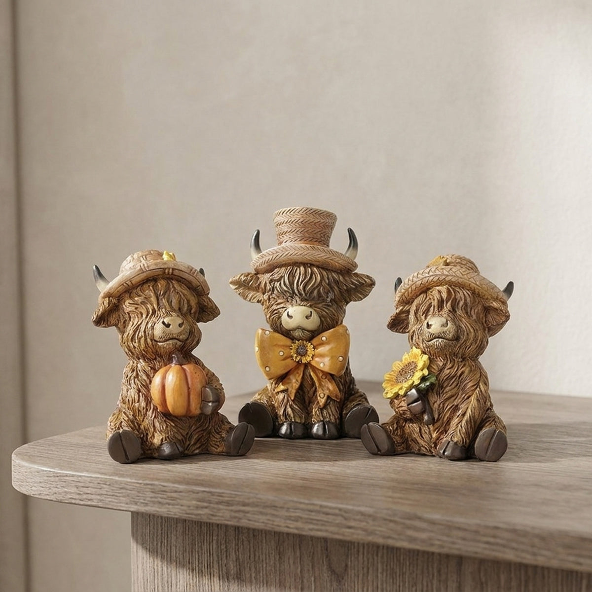 Sitting Highland Cow Decorative Ornament