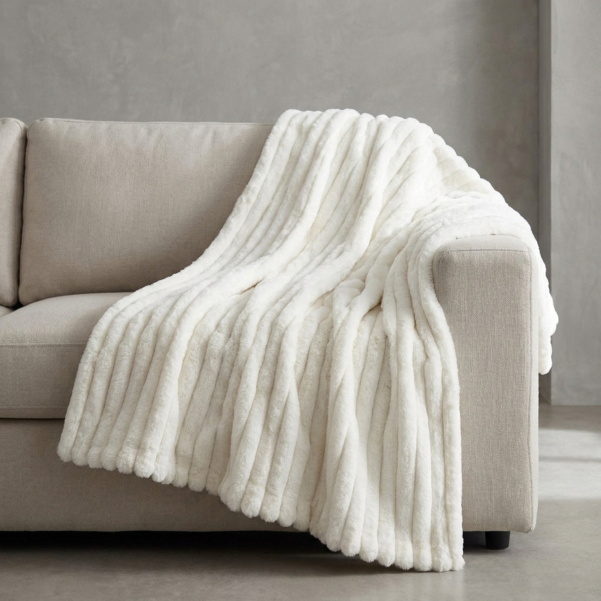 Thick & Soft Ivory Faux Fur Throw