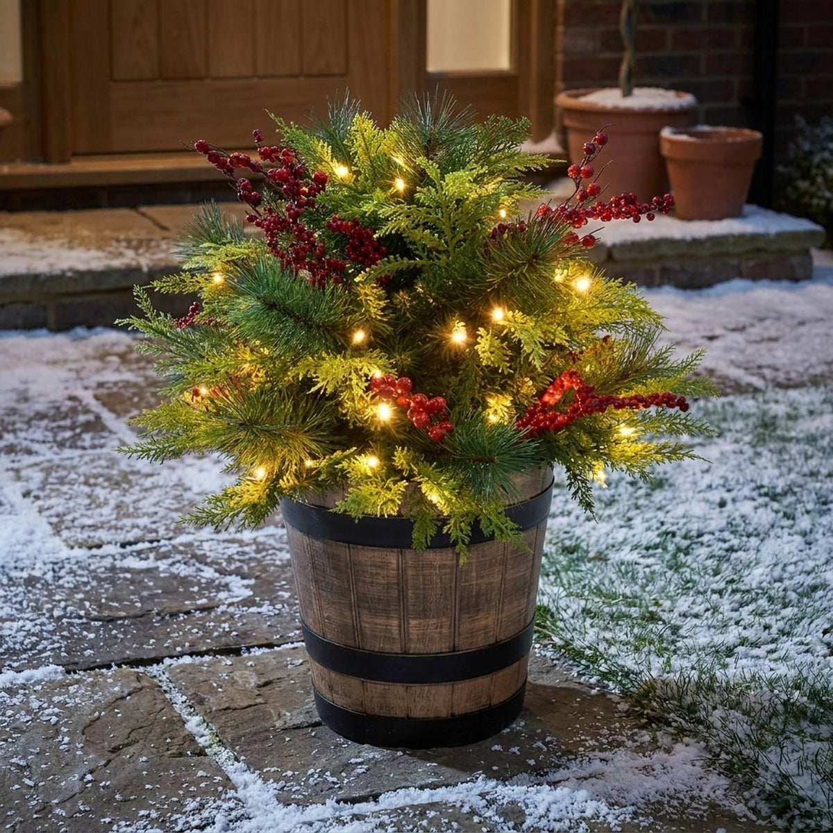 Pre-Lit Festive Foliage Planter Statement Light