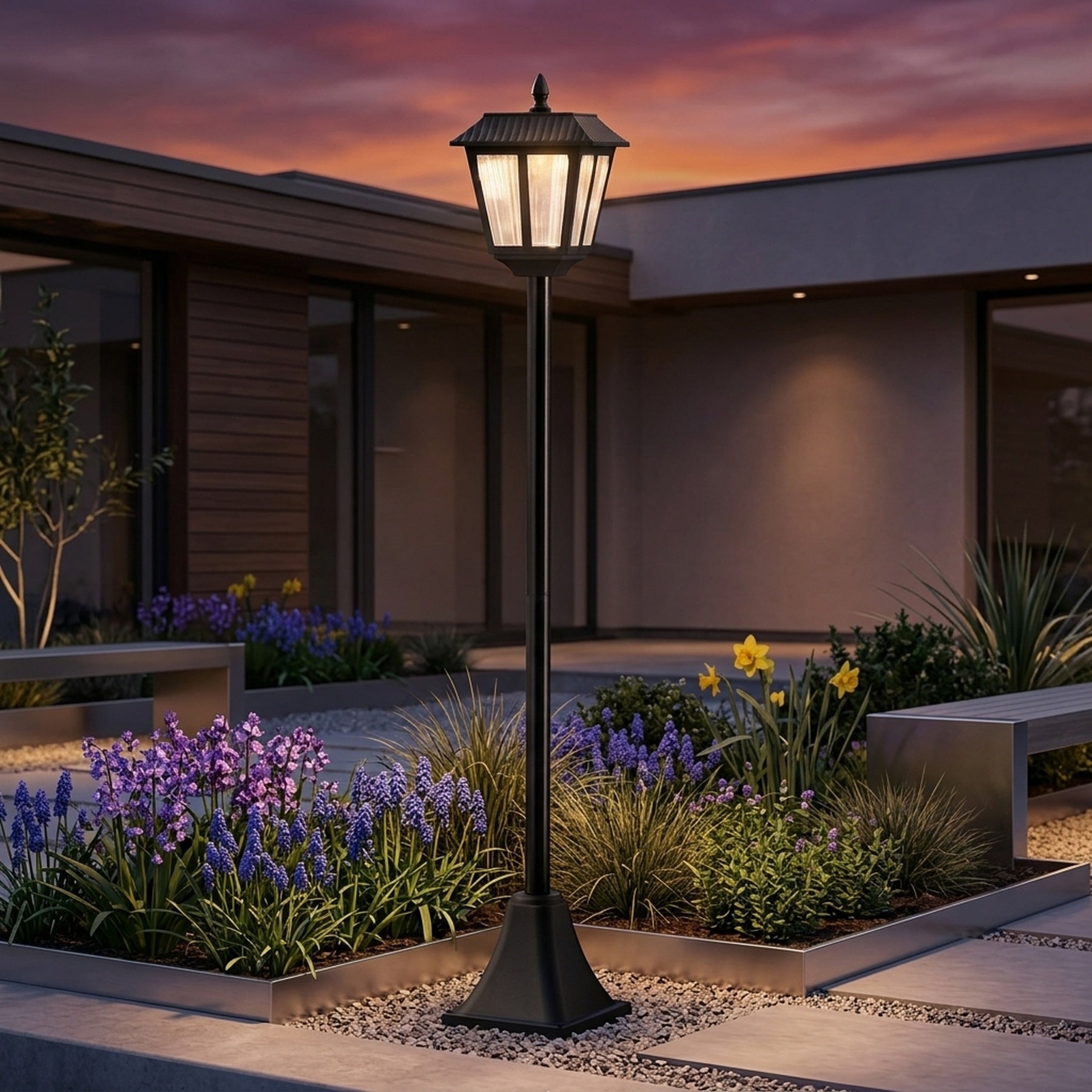 Metro Solar Garden Lamp Post Light