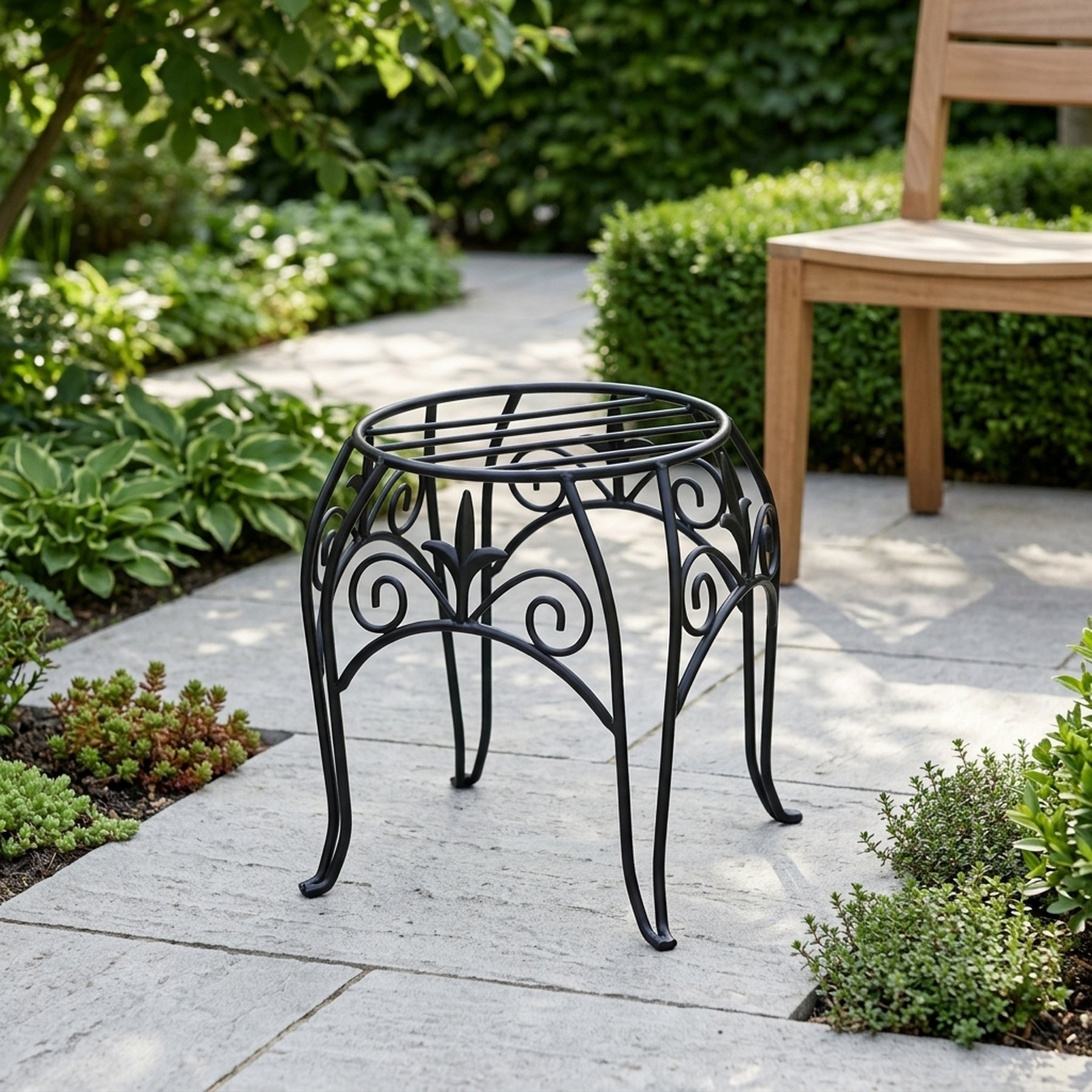 Urban Cameo Metal Plant Display Stand