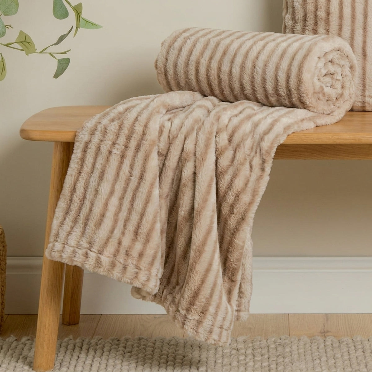 Classic Striped Cosy Mallory Throw