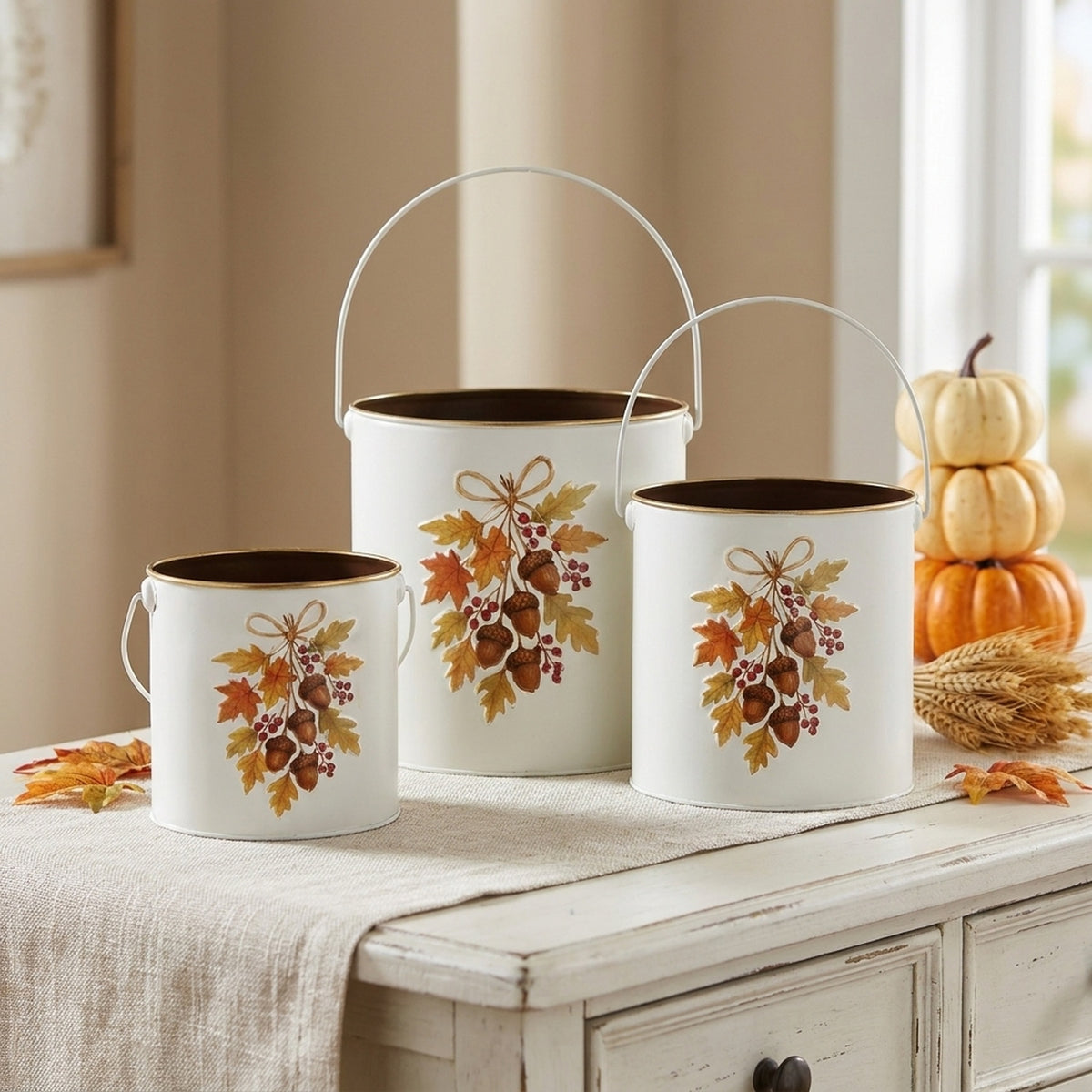 Decorative Acorn Design Bucket Set