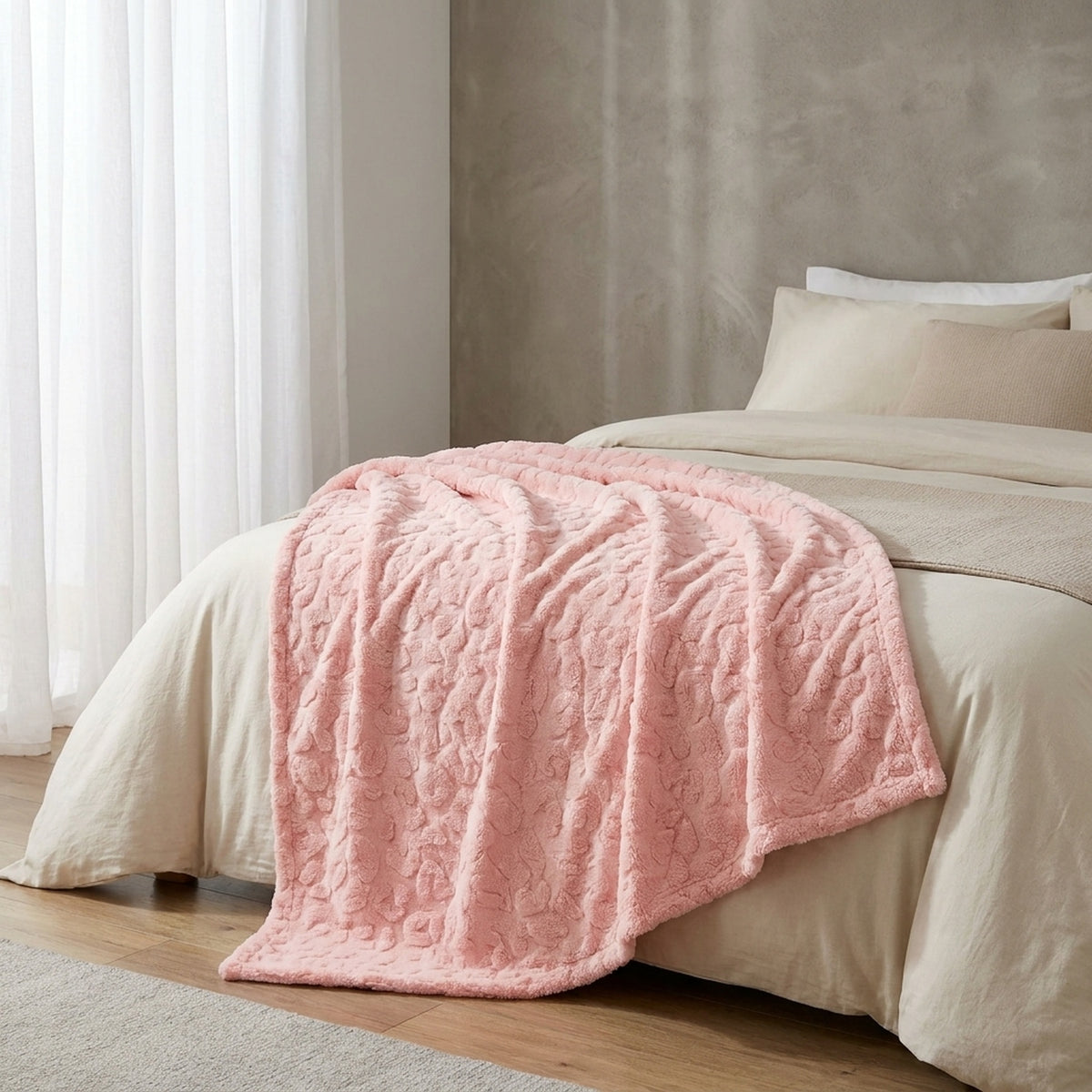 Super Soft Pink Leopard Print Teddy Throw