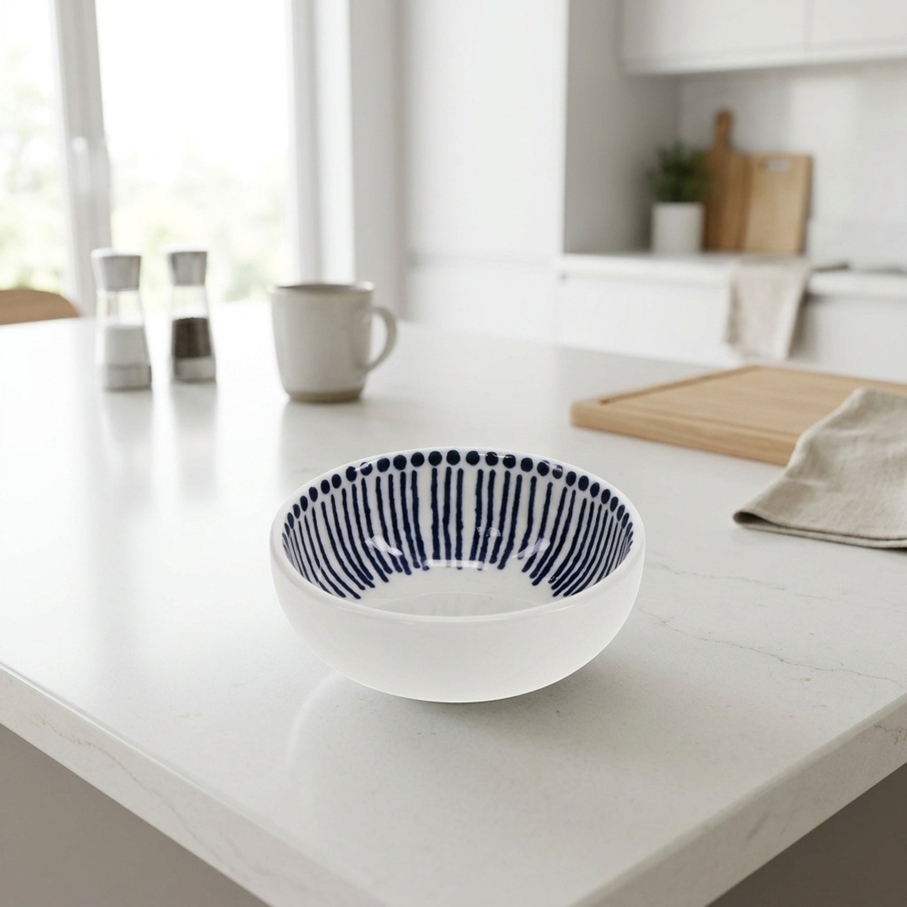 Beaded lIned Patterned Dipping Bowl