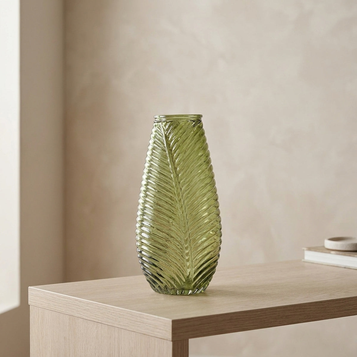 Contemporary Ribbed Flute Display Vase