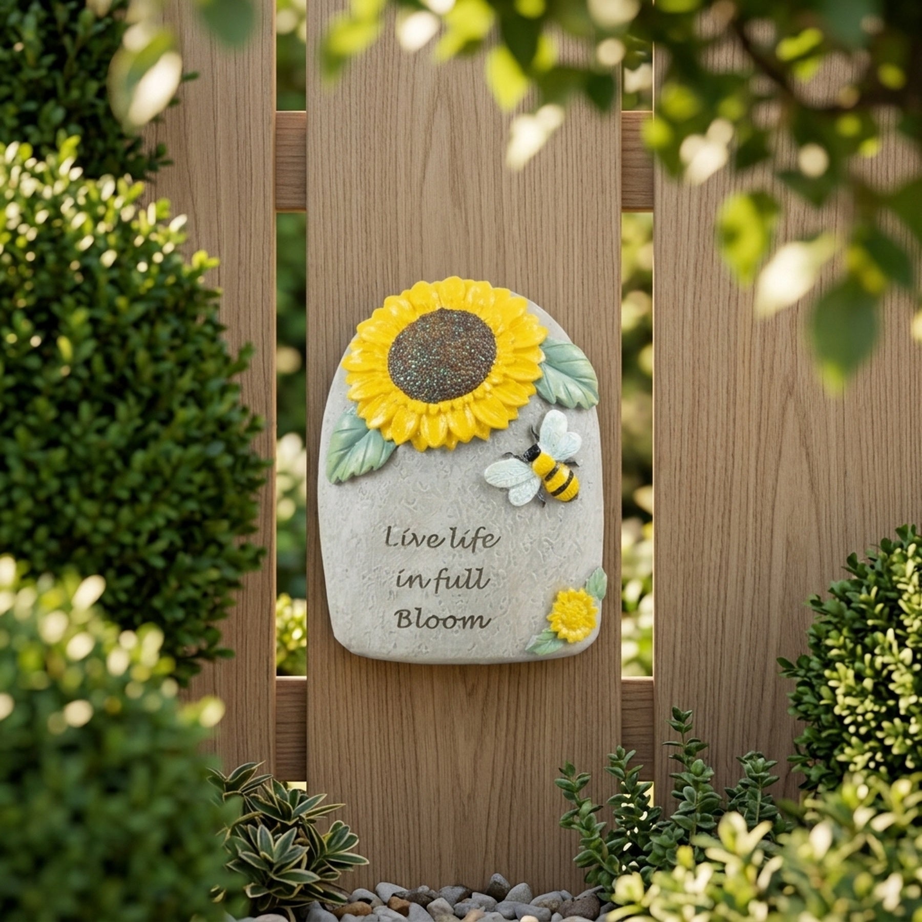 Welcome Garden Sunflower Bee Plaque