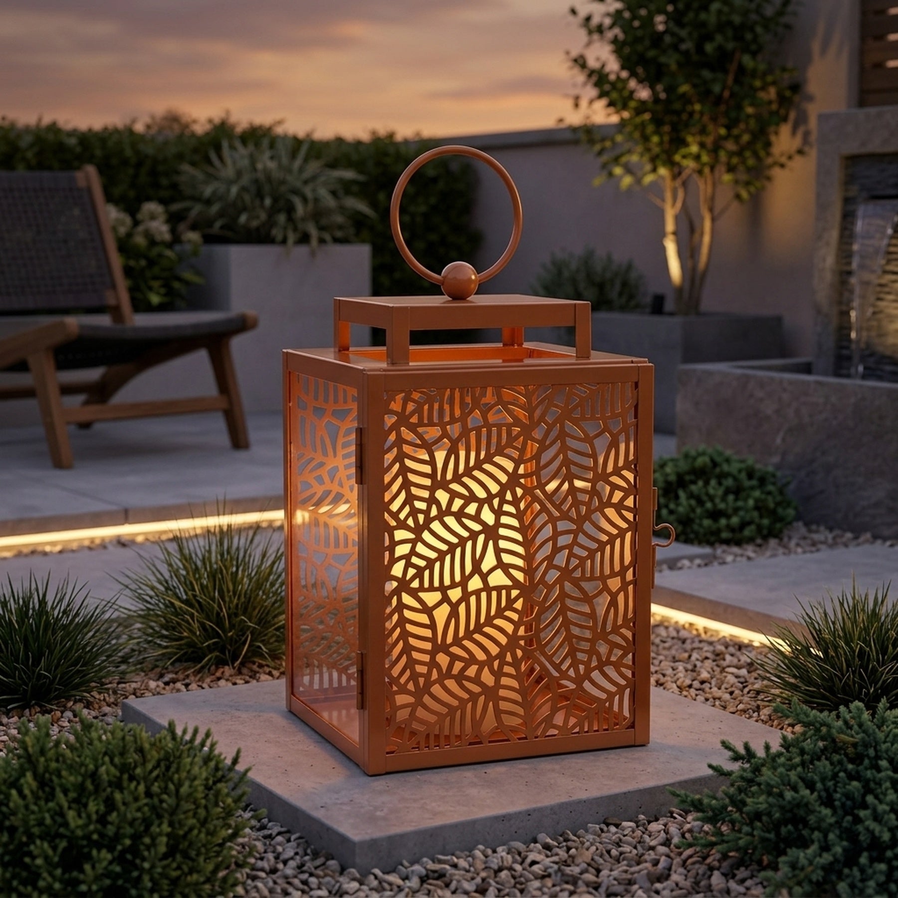 Soft O Metal and Glass Decorative Lantern