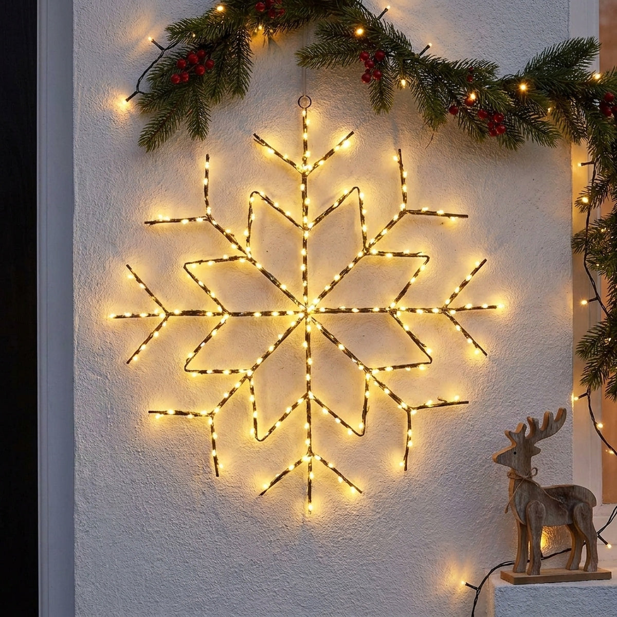 Twinkling Snowflake Garden Light