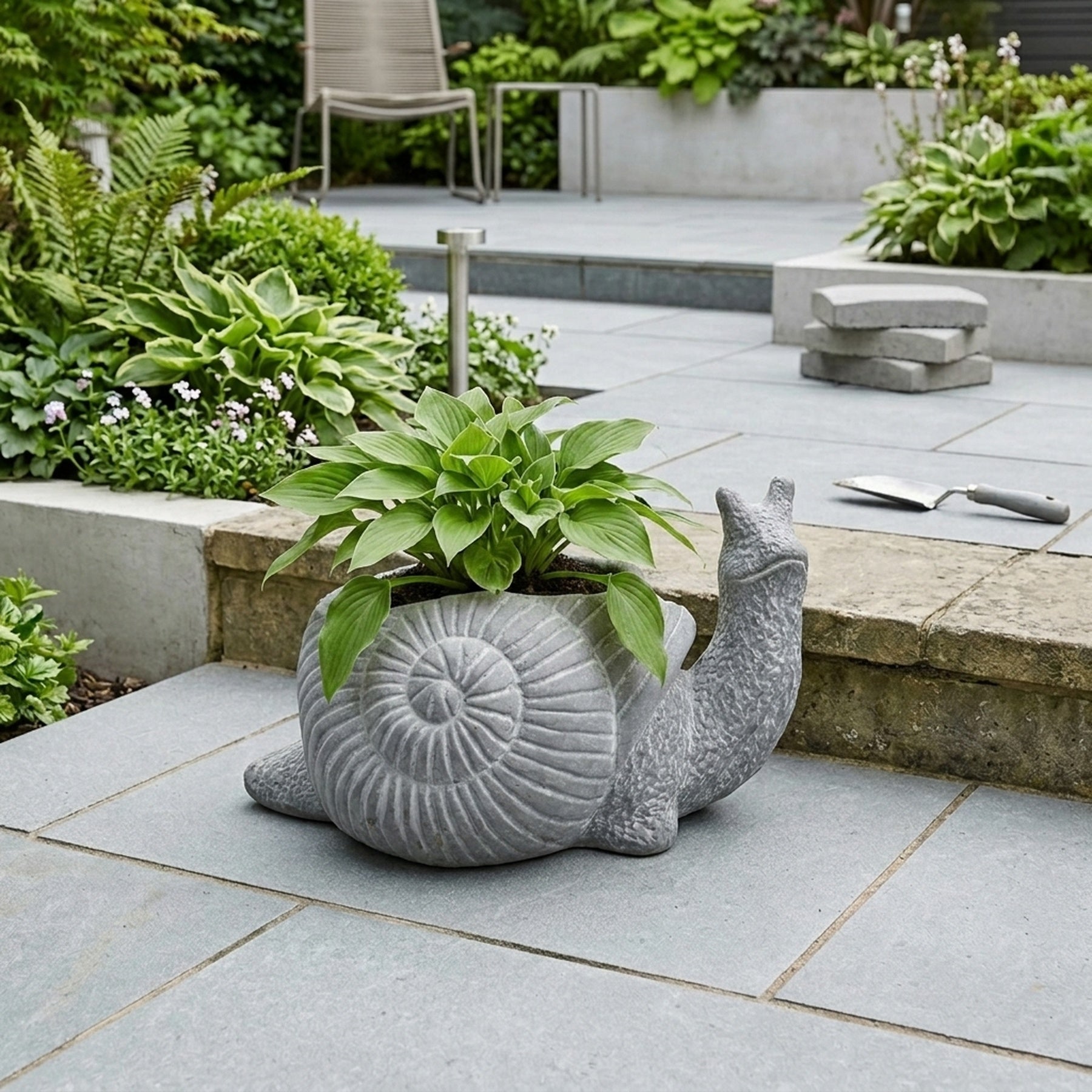 Snailing Garden Cement Pot Planter