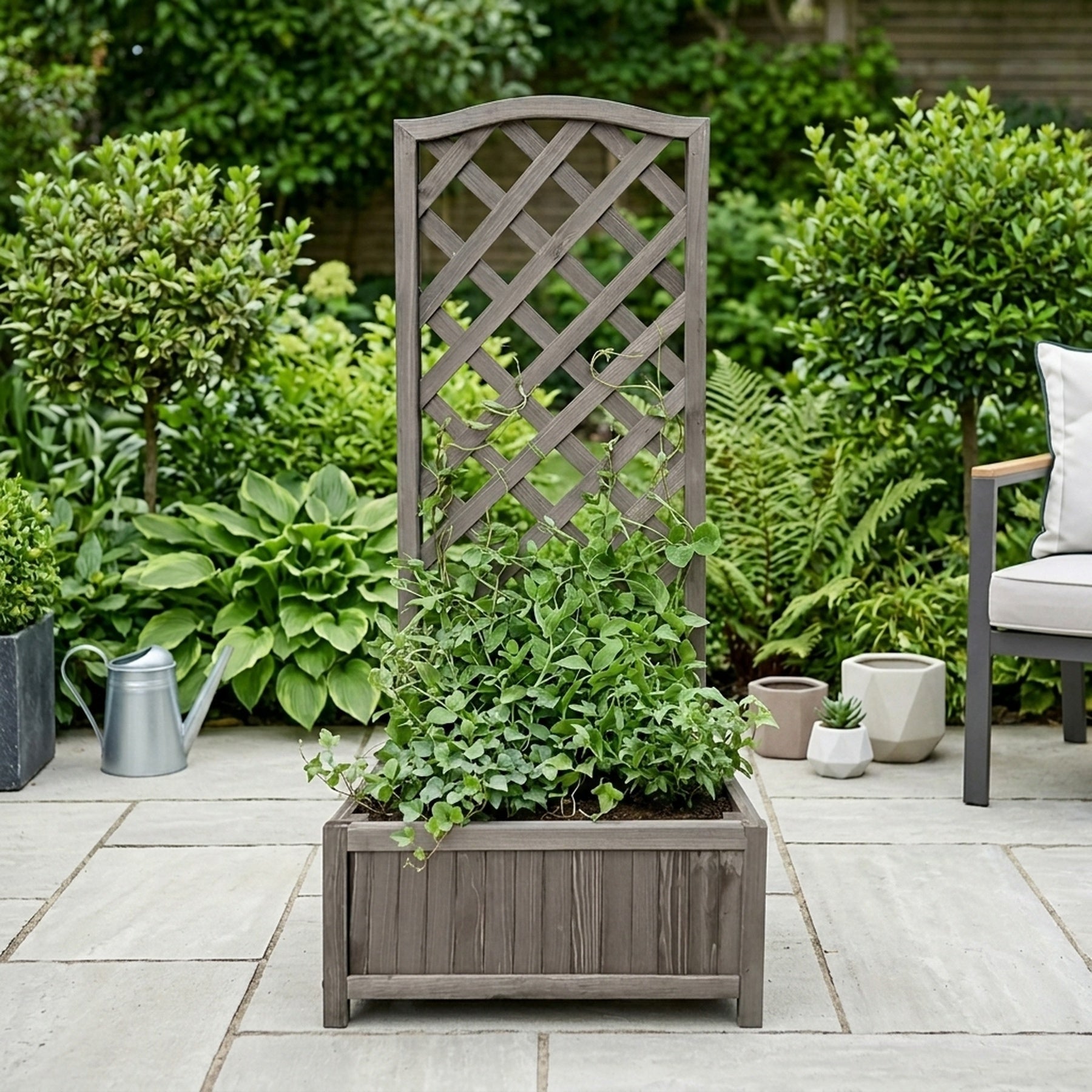 Capri Lattice Wooden Planter Garden
