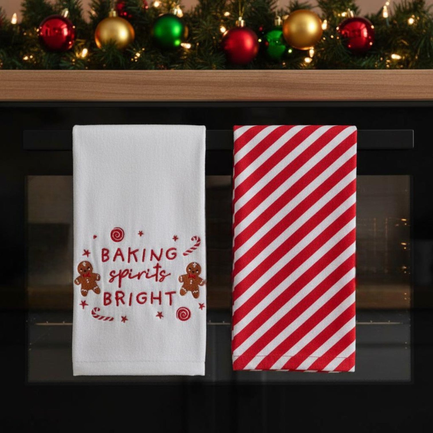 Set Of 2 Christmas Gingerbread Tea Towels