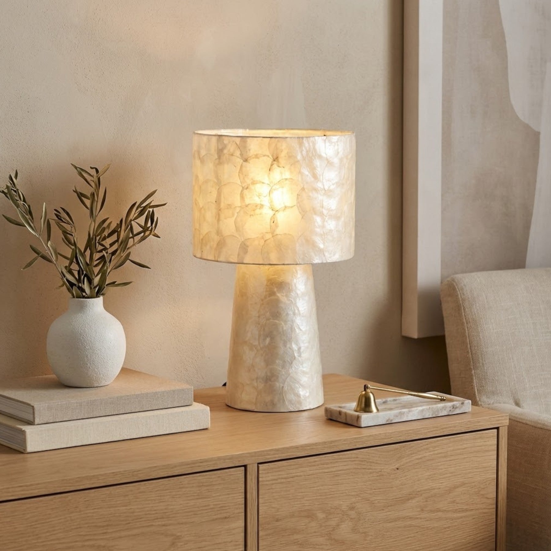 Chic Hotel Shell Rose Table Lamp