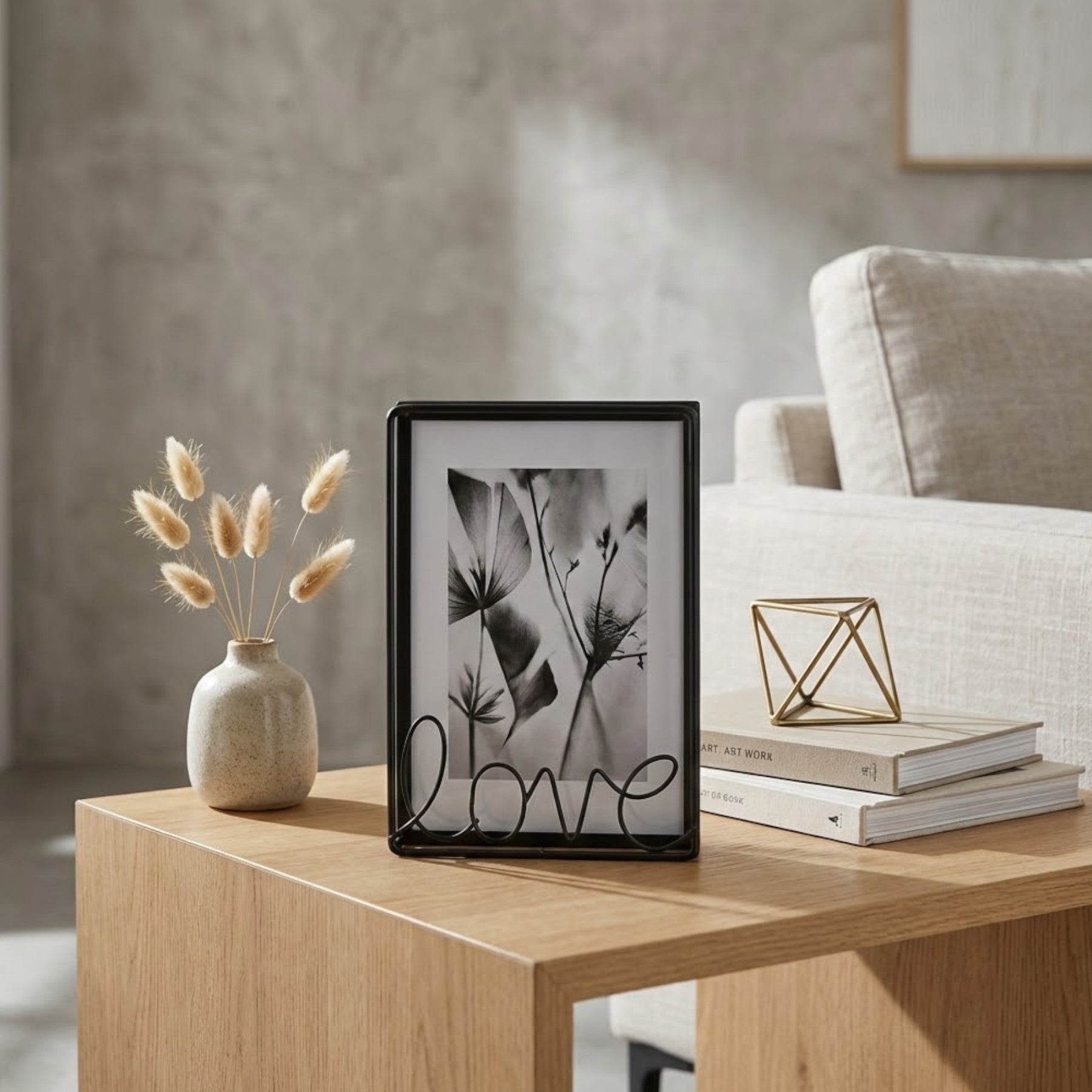 Urban Love Wire Photo Frame