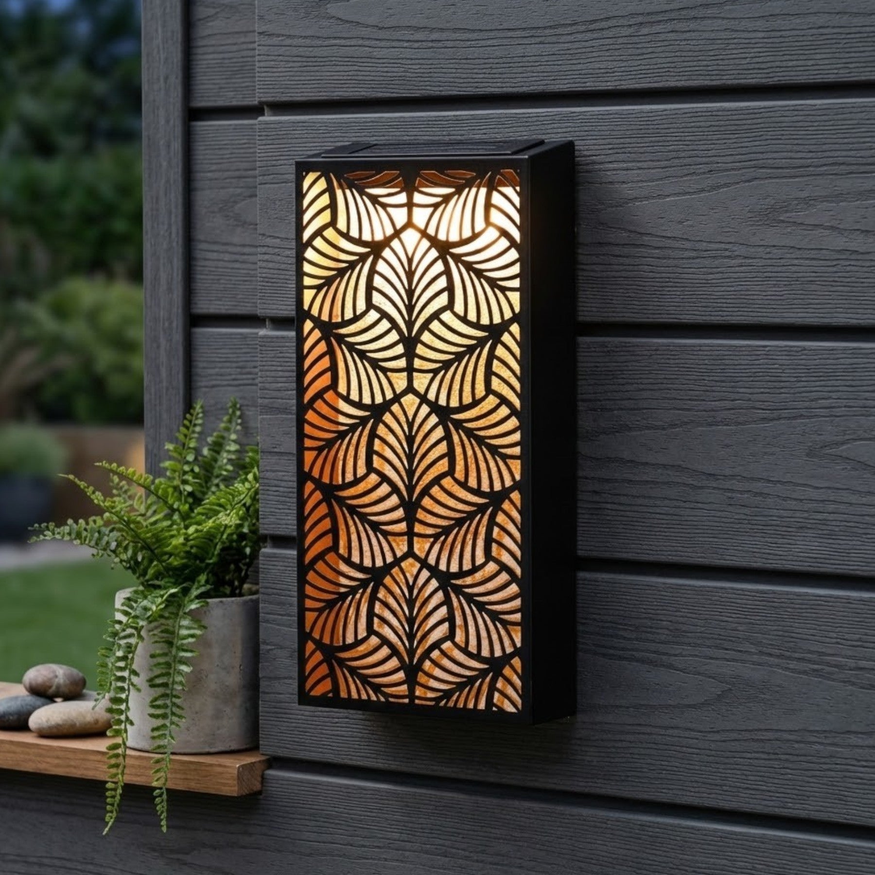Lunaria Short Leaf Solar Wall Art