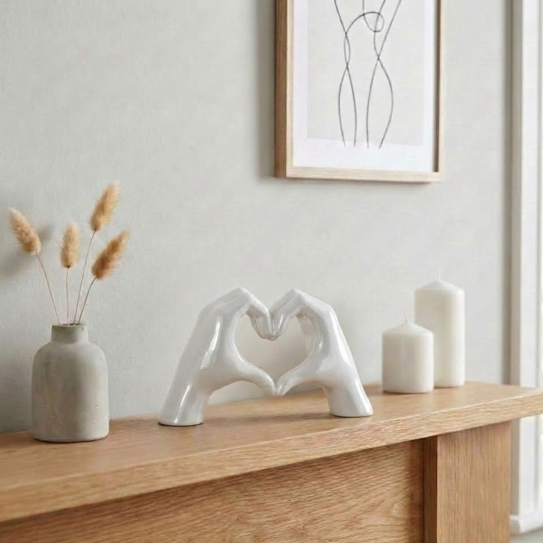 Blanc Auric Love Hands Ornament